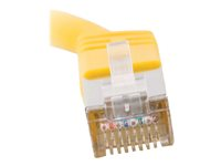 C2G Cat5e Booted Shielded (STP) Network Patch Cable - Cable de interconexión - RJ-45 (M) a RJ-45 (M) - 10 m - STP - CAT 5e - moldeado - amarillo 83821